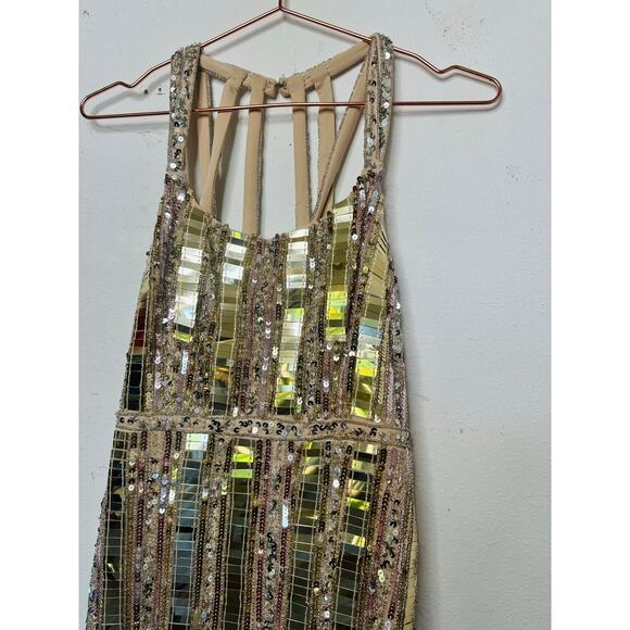 NWT MAC DUGGAL Nude Silver Halter Neck Embellished Detailed Back Metallic Gown 4 - Picture 12 of 16